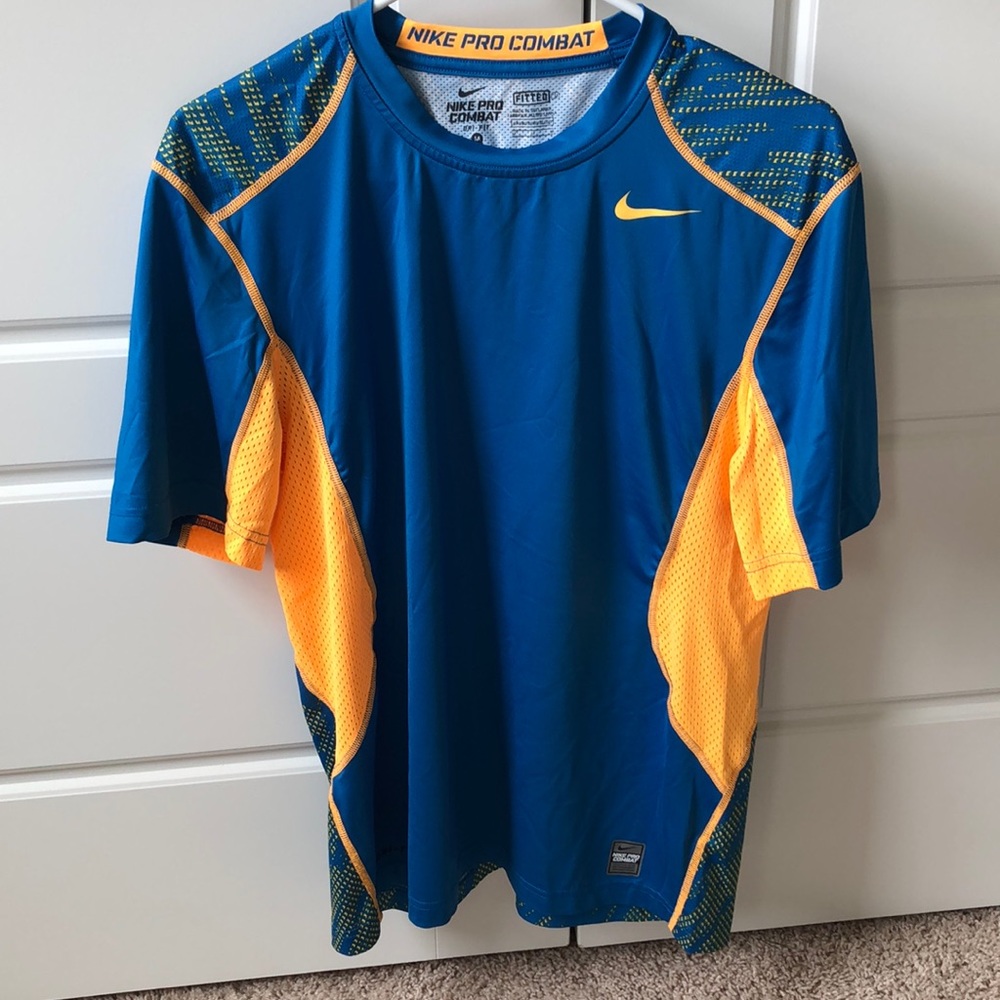 Nike Pro Combat Men’s Medium Dri-Fit Shirt